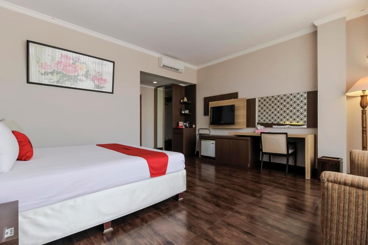Reddoorz Plus Near Grage City Mall Cirebon Εξωτερικό φωτογραφία